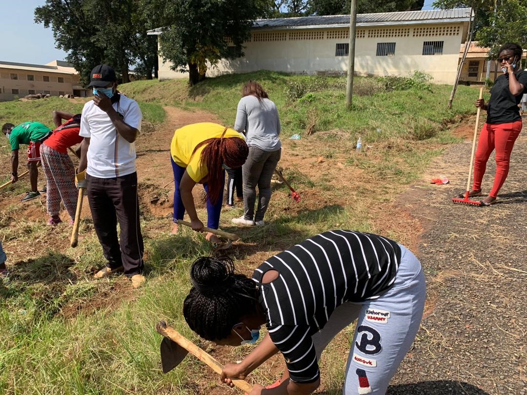 09